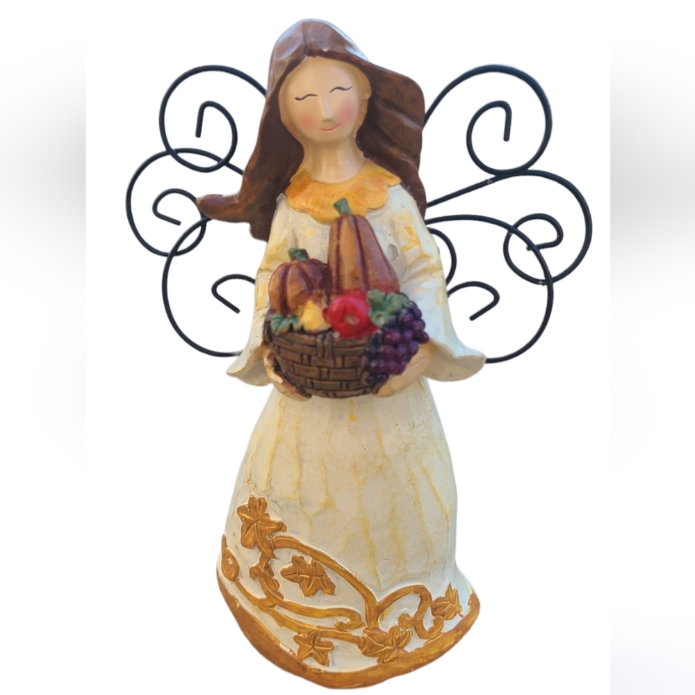 Pilgrim Angel Figurine